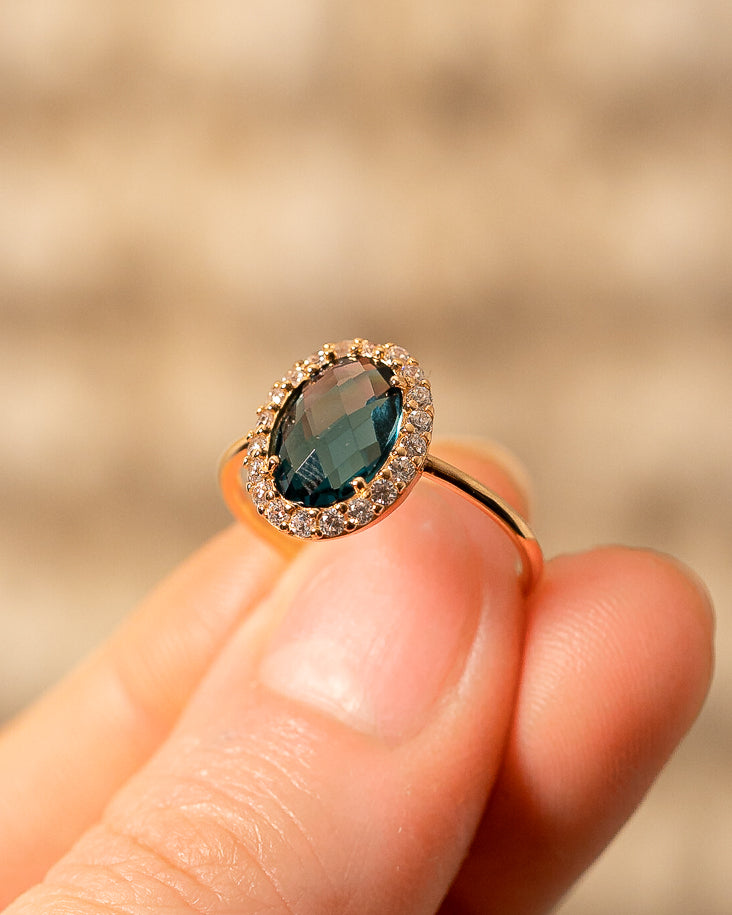 Versailles Ring (Hydro Blue Quartz)