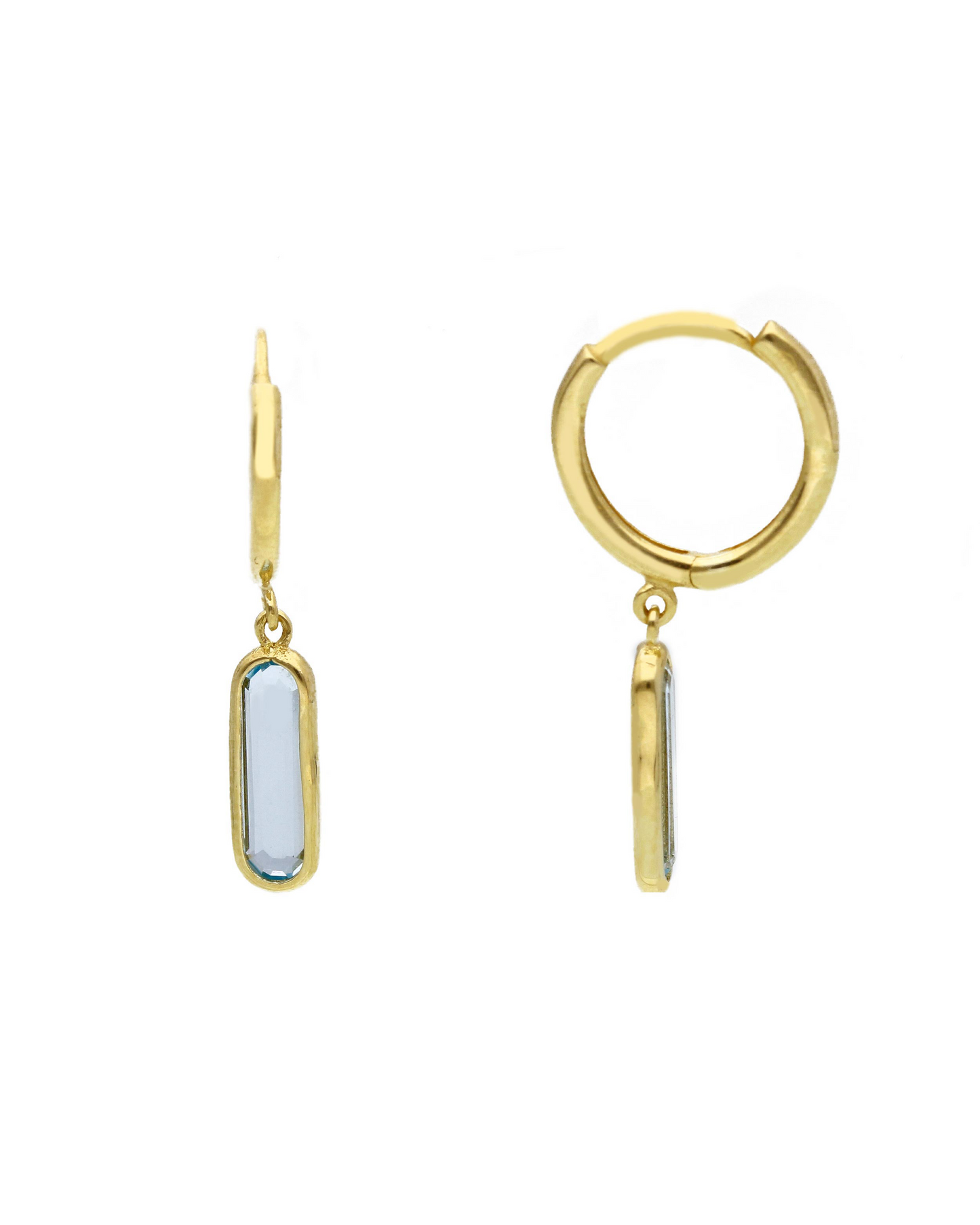 Orecchini Aura in oro giallo 9 carati con topazio azzurro taglio rettangolare e cerchio da 13x13 mm, design elegante e raffinato.