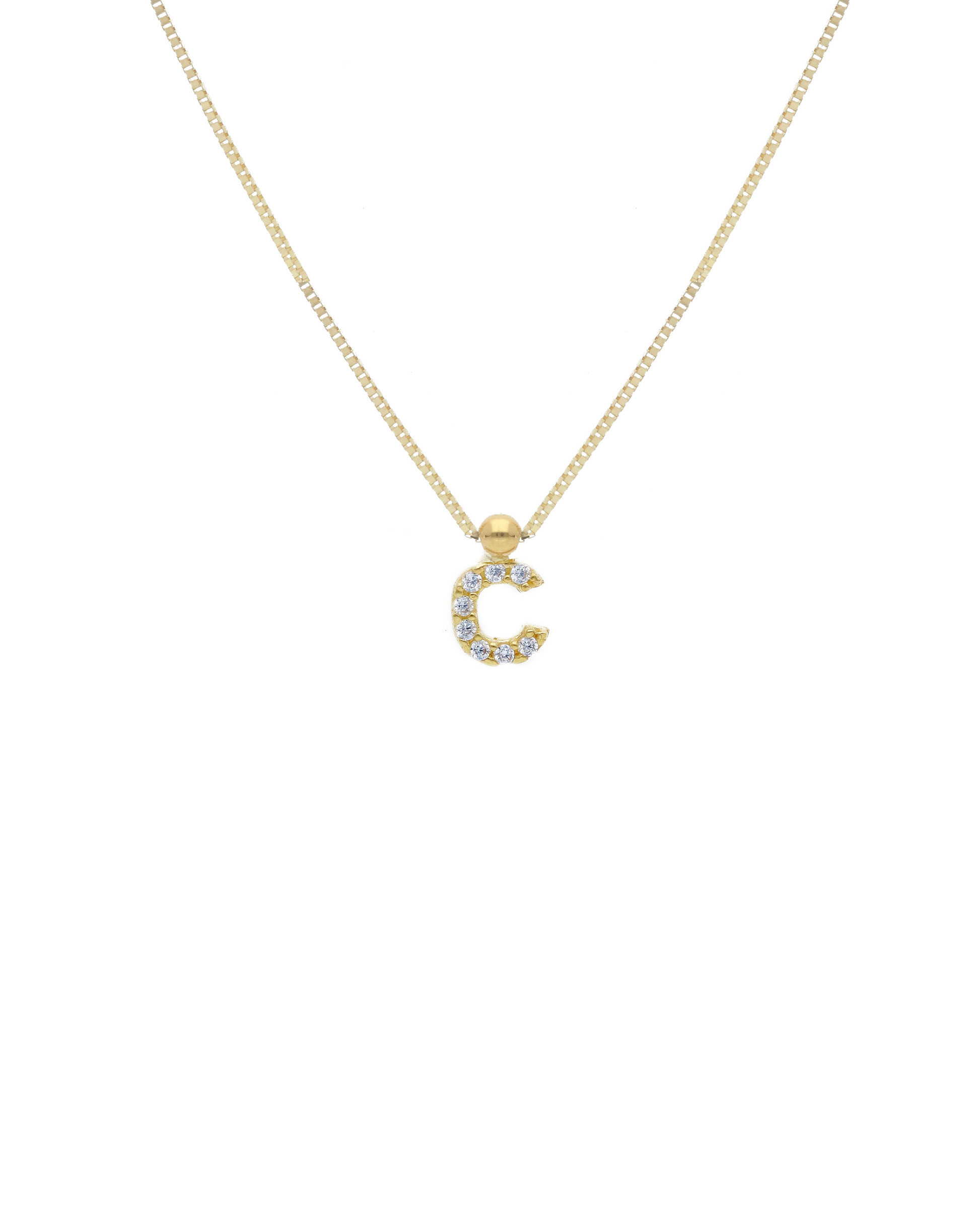 Collana in oro giallo con ciondolo a forma di lettera "C" tempestato di cubic zirconia e catena regolabile 38+4 cm, design elegante e personalizzato.