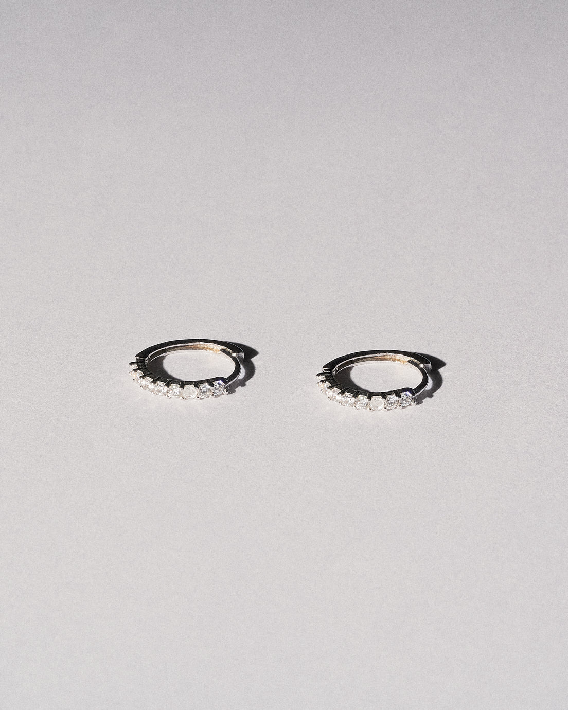 Zirconia Hoop earrings