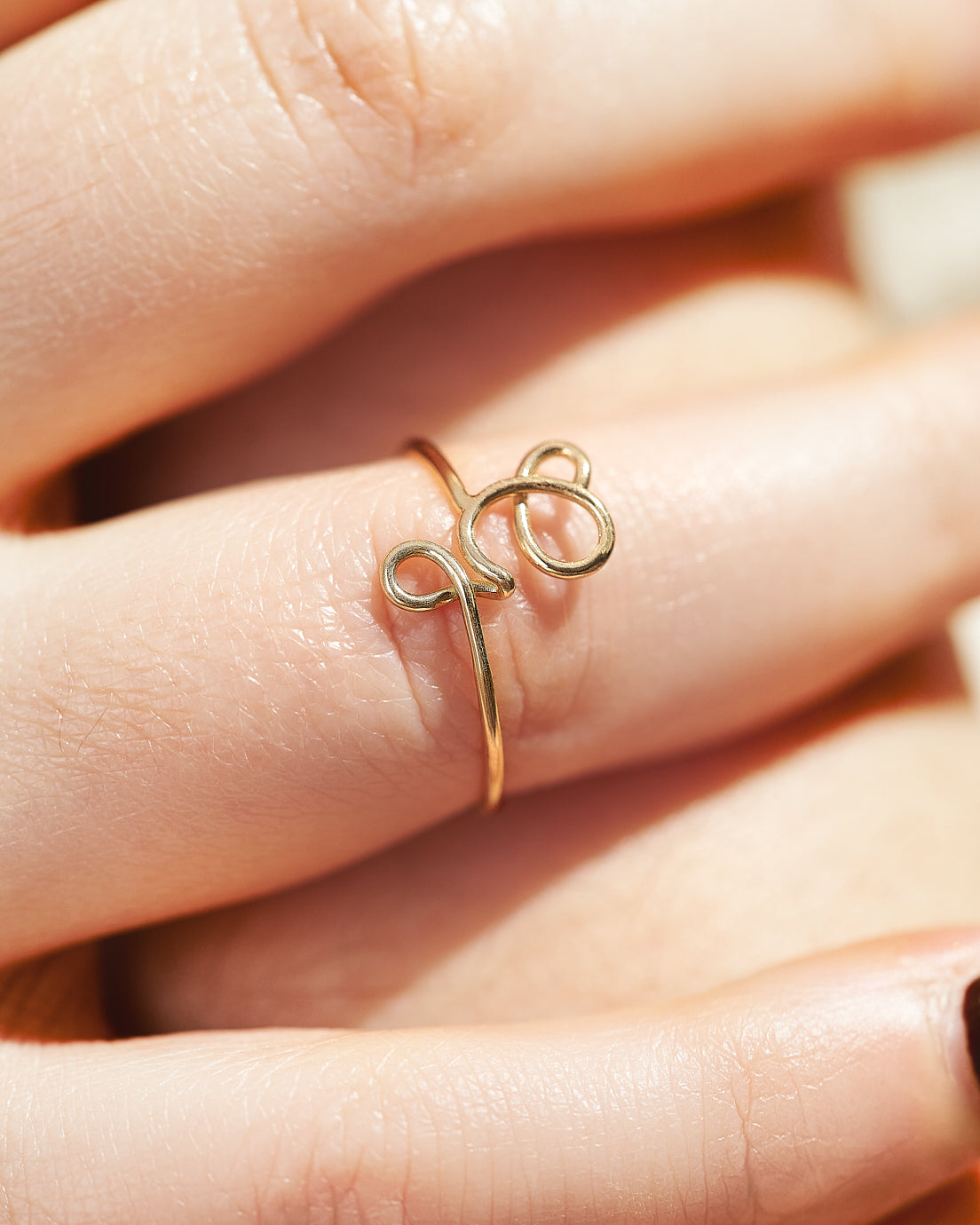 Cursive Ring (LV)