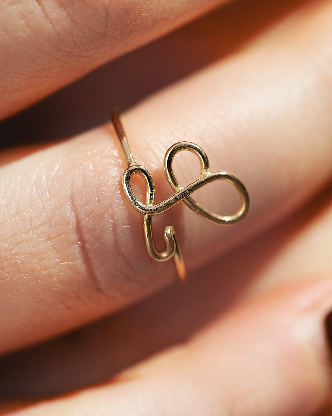 Cursive Ring (LV)