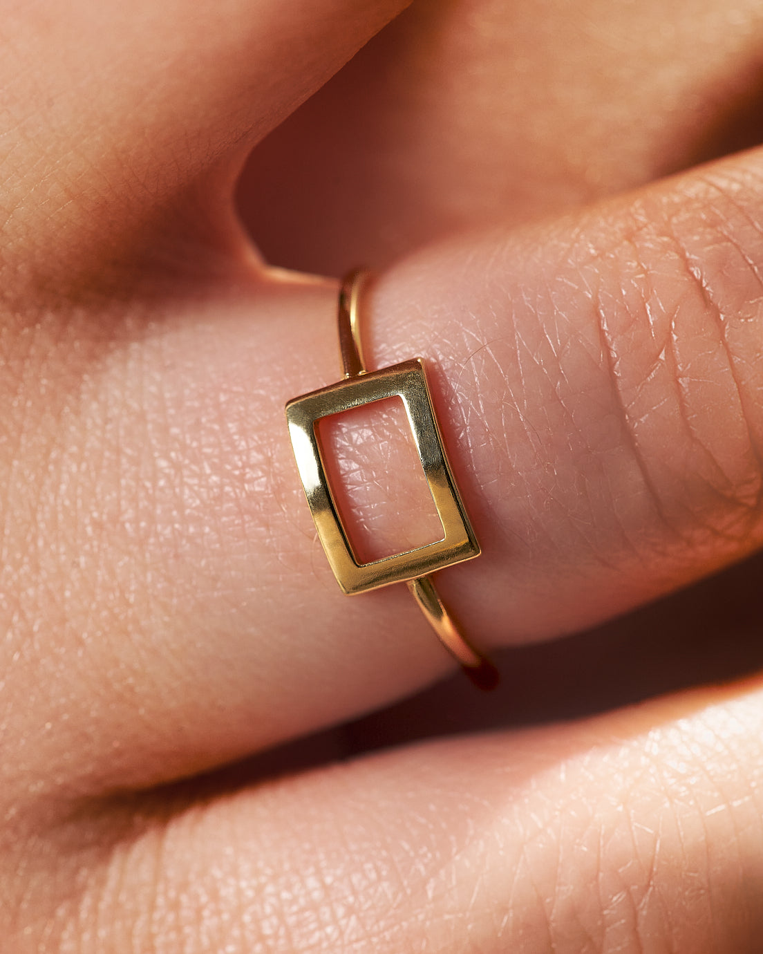 Empty Rectangle ring