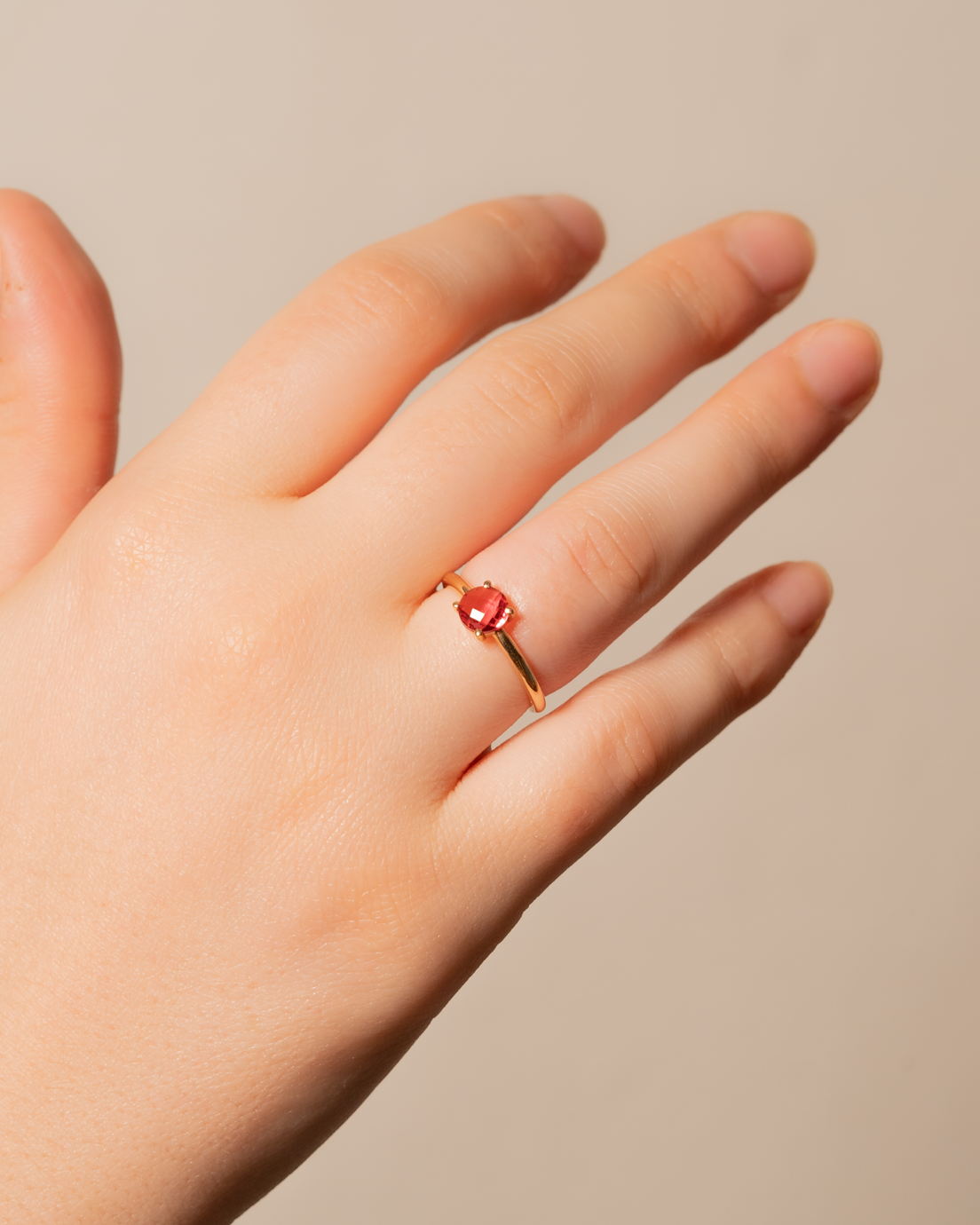 Glowy Ring (Hydro Fuchsia Quartz)